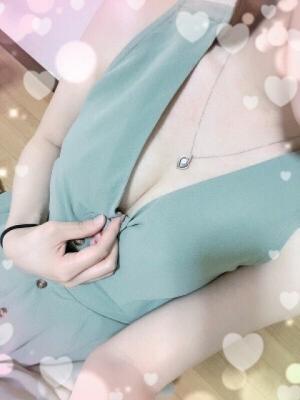 ミセス 葵月【あおい】